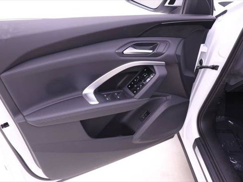 Certified 2025 Audi Q5 Premium AWD/4WD image 13