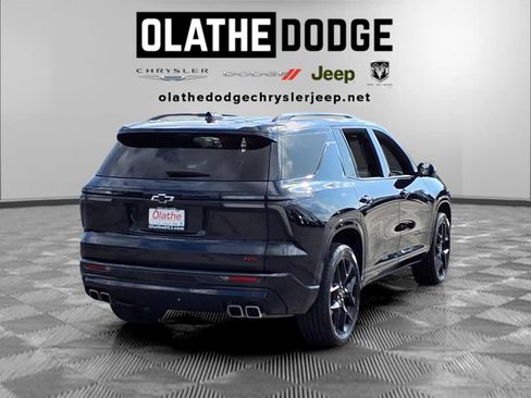 Used 2024 Chevrolet Traverse RS AWD/4WD image 30