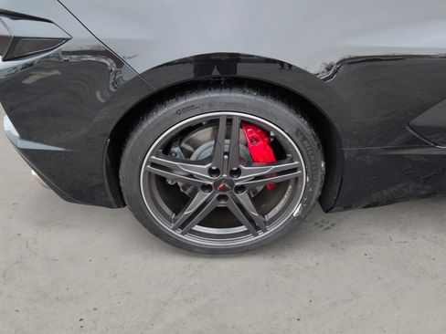 Used 2025 Chevrolet Corvette Stingray Preferred Cpe w/ Z51 Performance Package image 10