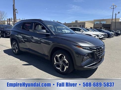 Used 2023 Hyundai Tucson Limited AWD/4WD image 2
