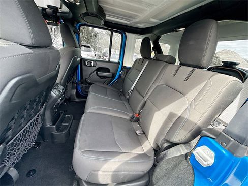 Used 2022 Jeep Wrangler Unlimited Rubicon 4xe w/ Cold Weather Group image 27