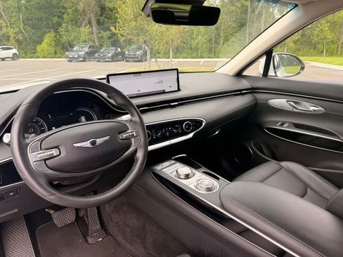 Used 2025 Genesis GV70 2.5T AWD/4WD image 15