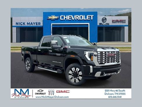 New 2026 GMC Sierra 2500 Denali w/ Technology Package AWD/4WD image 1