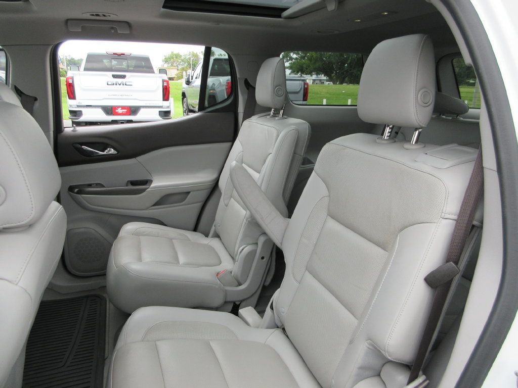 Used 2018 GMC Acadia SLT FWD image 21