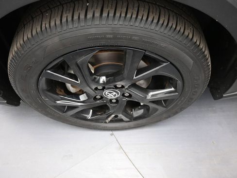 Used 2022 Toyota C-HR Nightshade image 15