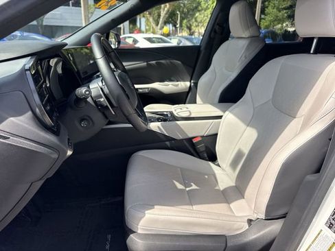 Used 2023 Lexus RX 350 Premium Plus w/ Cold Area Package FWD image 11