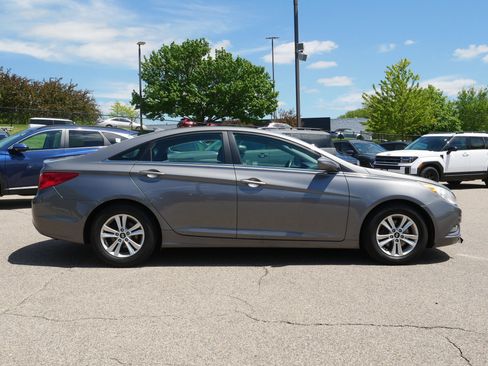 Used 2013 Hyundai Sonata GLS w/ Popular Equipment Pkg FWD image 5