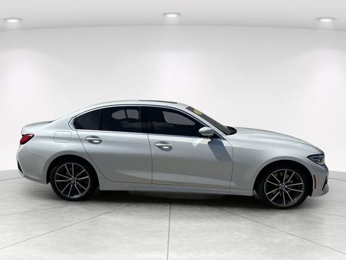Used 2021 BMW 330i Sedan w/ Convenience Package RWD image 3