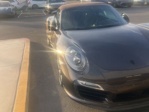 Used 2014 Porsche 911 Turbo S image 7