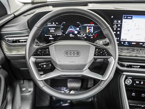Certified 2025 Audi Q5 Premium Plus AWD/4WD image 16