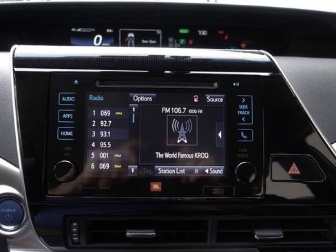 Used 2017 Toyota Mirai FWD image 40