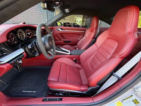 Certified 2022 Porsche 911 Turbo AWD/4WD image 5