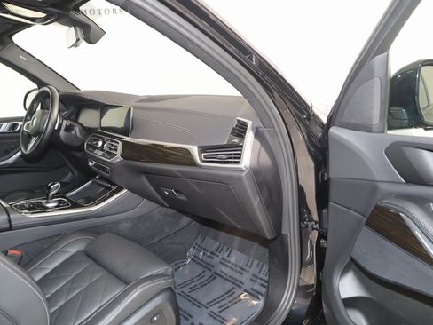 Used 2023 BMW X5 xDrive40i w/ M Sport Package image 45