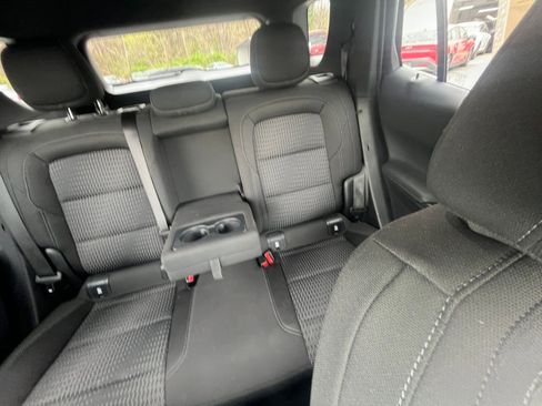 Used 2025 Chevrolet Equinox LT image 32