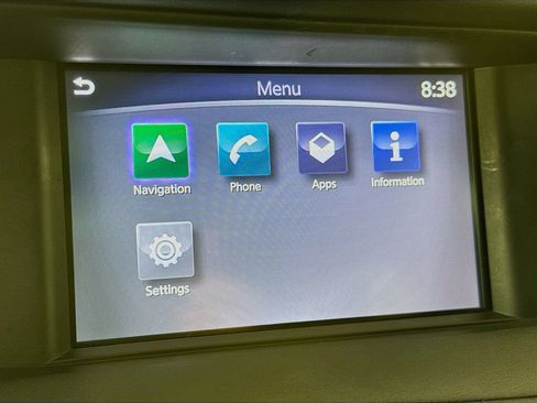 Used 2018 INFINITI QX30 Premium w/ Navigation Package FWD image 17