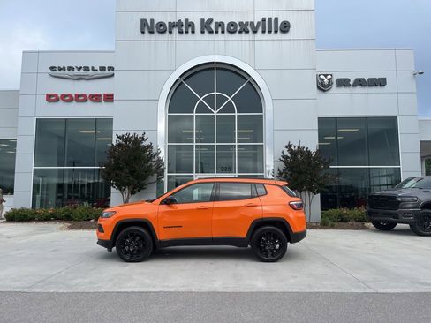 New 2026 Jeep Compass Latitude AWD/4WD image 2