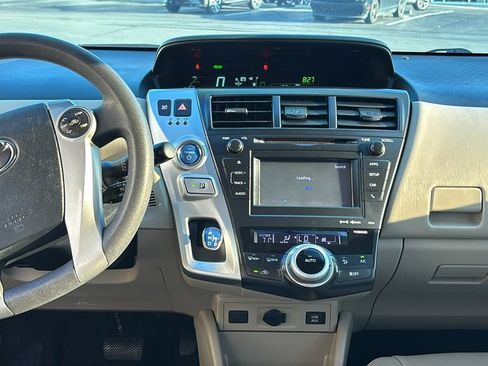 Used 2014 Toyota Prius V Three FWD image 5
