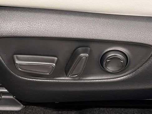 Used 2025 Toyota RAV4 Limited w/ Advanced Technology Package image 19