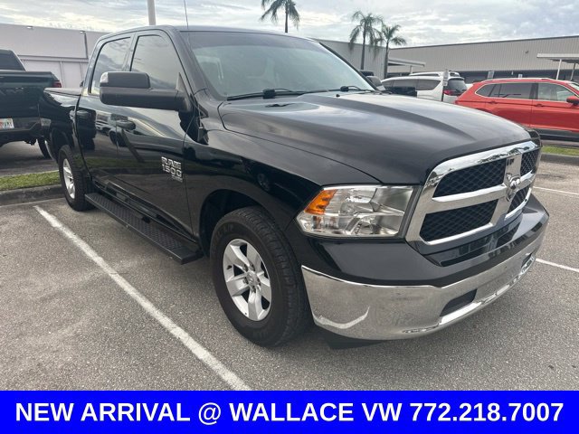 Used 2022 RAM 1500 Classic SLT w/ Trailer & Traction Group RWD image 2