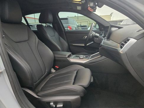 Used 2023 BMW M340i RWD image 21