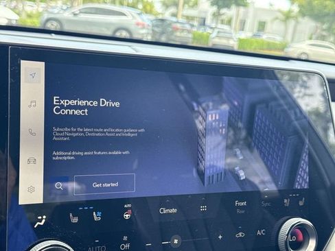 Used 2025 Lexus TX 500h AWD w/ Technology Package image 18