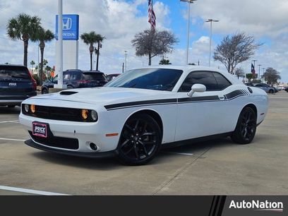 Used 2022 Dodge Challenger R/T w/ Blacktop Package