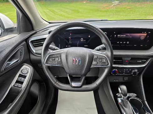 Used 2024 Buick Encore GX Sport Touring FWD image 15