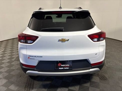 Used 2023 Chevrolet TrailBlazer LT FWD image 5