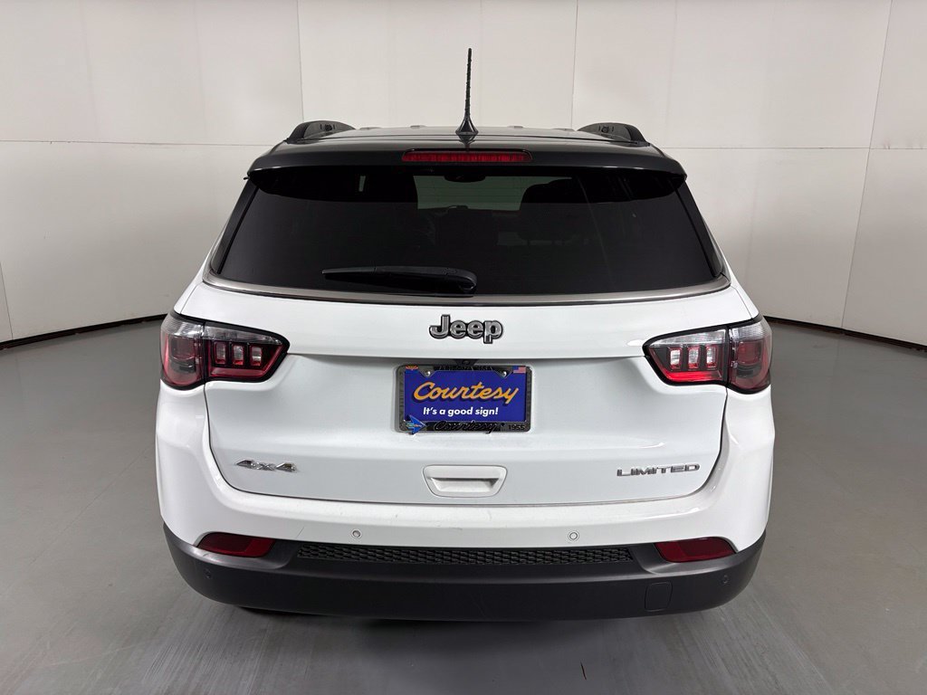 Used 2025 Jeep Compass Limited AWD/4WD image 7