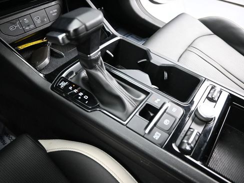 Used 2025 Kia K5 GT-Line image 31