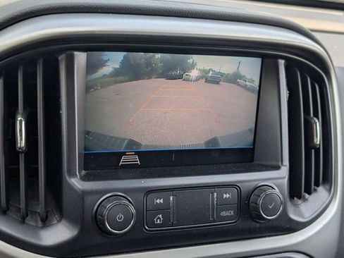 Used 2021 Chevrolet Colorado LT w/ Fleet Safety Package RWD image 9