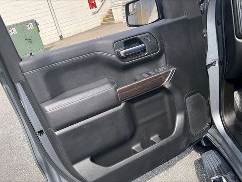 Used 2021 Chevrolet Silverado 1500 LT image 27