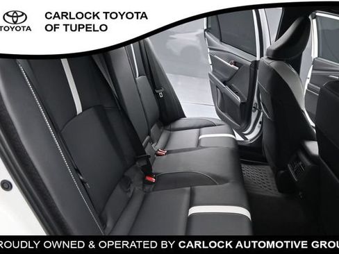 Used 2025 Toyota Camry SE FWD image 23