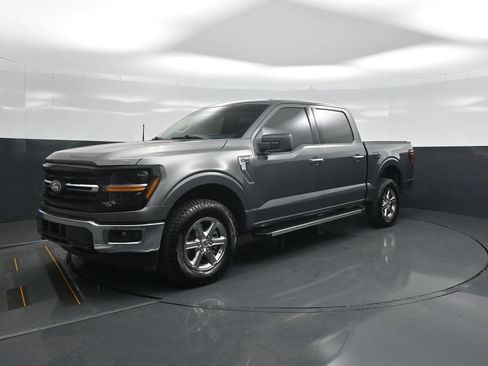 Used 2025 Ford F150 XLT w/ Equipment Group 301A Standard AWD/4WD image 3