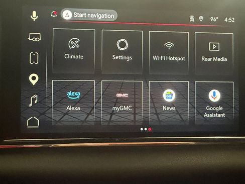 Used 2024 GMC Yukon XL Denali w/ Advanced Technology Package RWD image 38