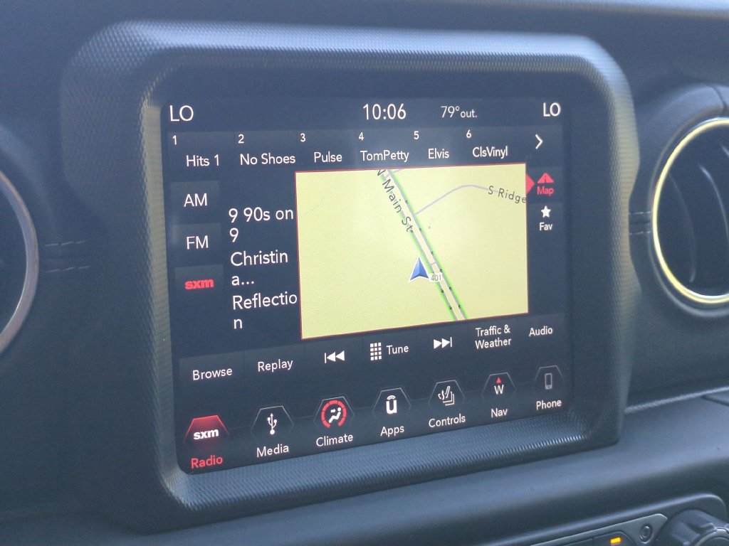 Used 2019 Jeep Wrangler Unlimited Sahara AWD/4WD image 25