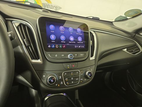 Used 2023 Chevrolet Malibu LT FWD image 24