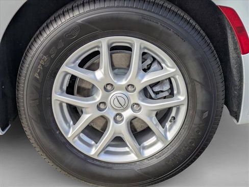 New 2026 Chrysler Pacifica Select image 9