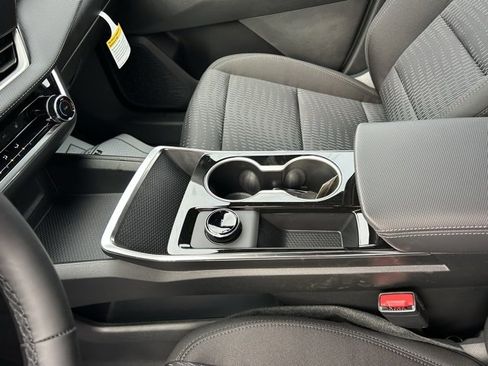 New 2026 Chevrolet Equinox LT image 29