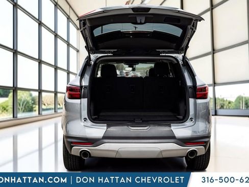 Used 2025 Chevrolet Blazer LT AWD/4WD image 21