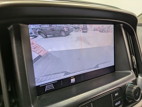 Used 2020 Chevrolet Colorado Z71 image 12