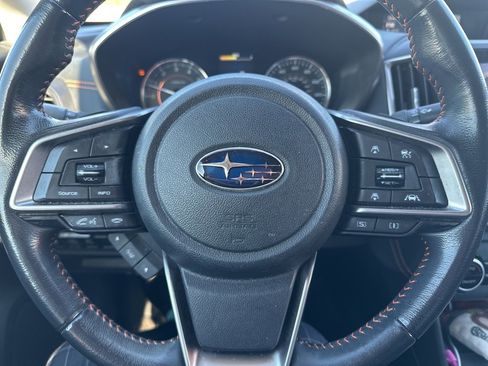 Used 2020 Subaru Crosstrek 2.0i Limited w/ Moonroof Package image 2