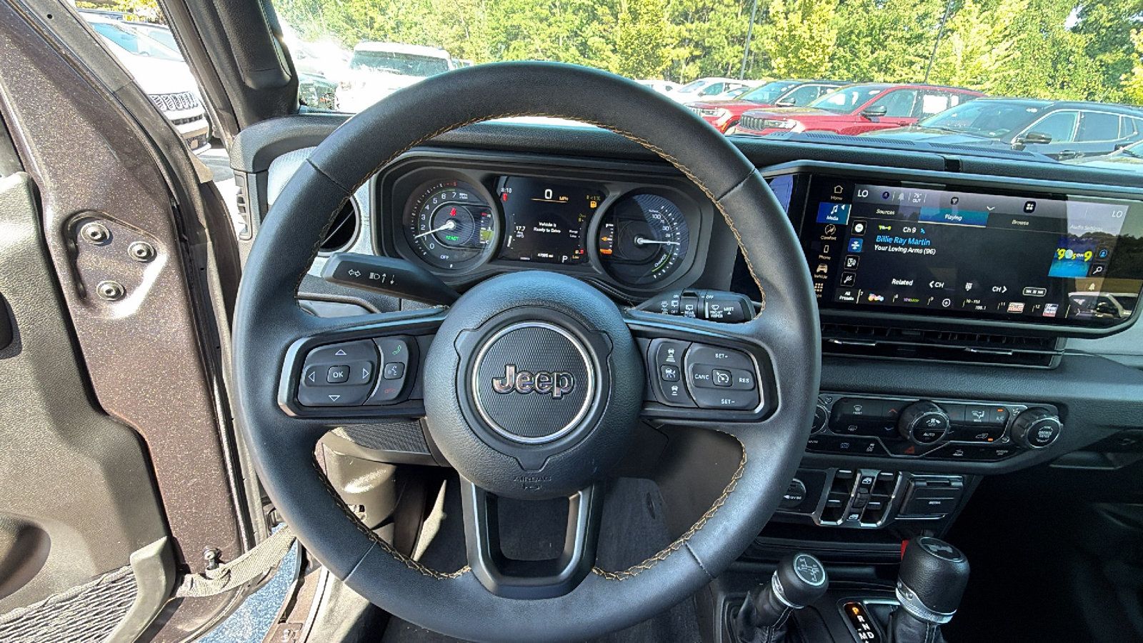 Used 2024 Jeep Wrangler Unlimited AWD/4WD image 26