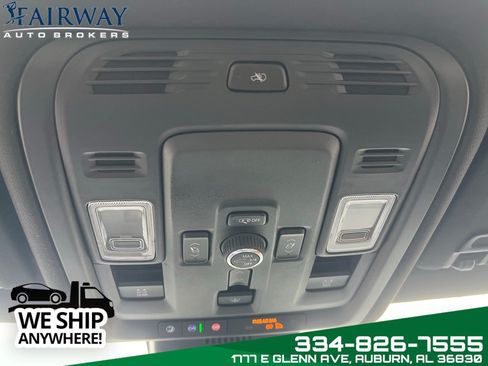 Used 2025 GMC Yukon XL Denali w/ Denali Reserve Package AWD/4WD image 26