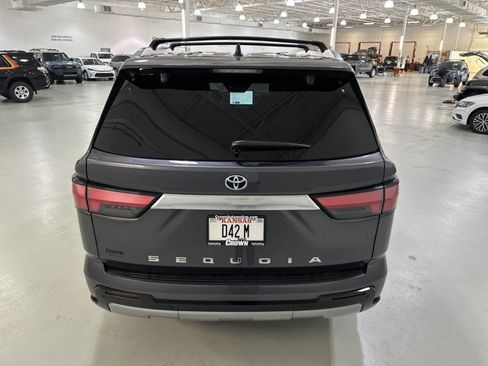 Used 2024 Toyota Sequoia Capstone image 8
