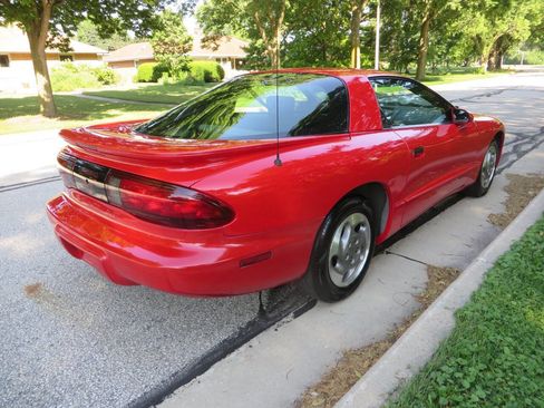 Used 1995 Pontiac Firebird Coupe image 5