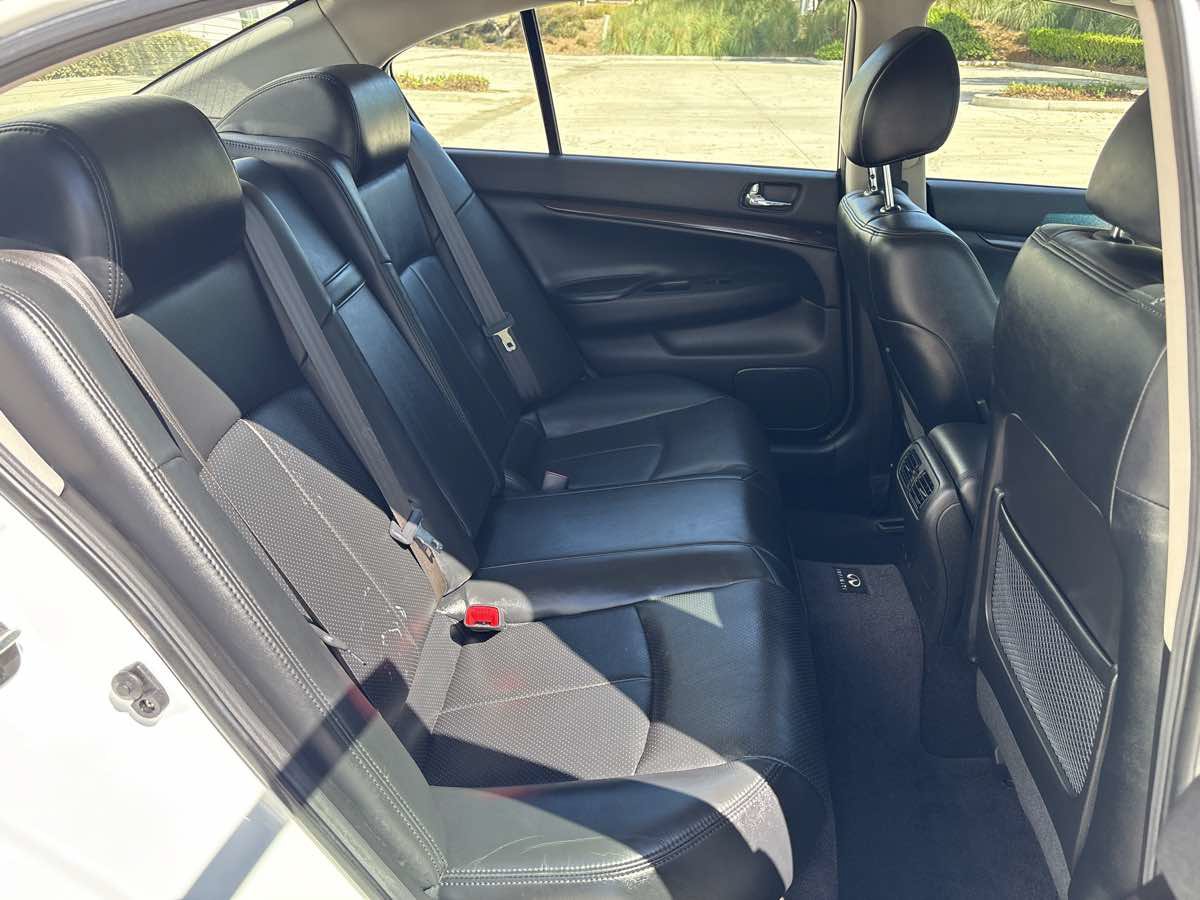 Used 2012 INFINITI G37 Journey w/ Premium Pkg RWD image 14