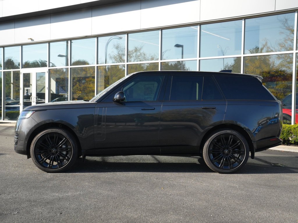 Used 2024 Land Rover Range Rover SE AWD/4WD image 6