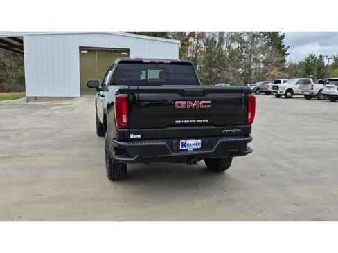 Certified 2022 GMC Sierra 1500 AT4X image 7