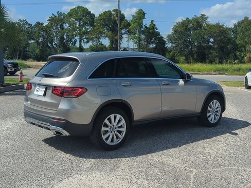 Used 2020 Mercedes-Benz GLC 300 w/ Premium Package image 7